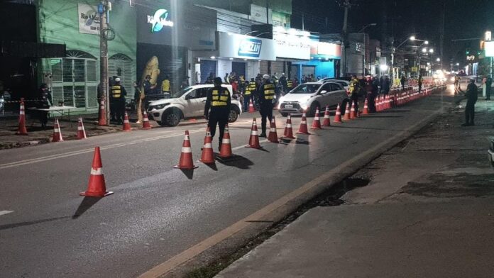 operacao-lei-seca-termina-com-12-prisoes-e-45-veiculos-removidos-em-cuiaba operacao-lei-seca-termina-com-12-prisoes-e-45-veiculos-removidos-em-cuiaba