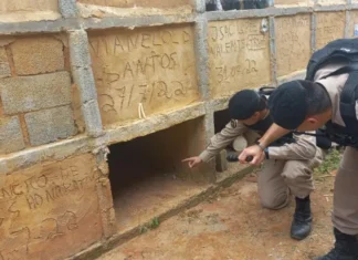 mulher-e-retirada-viva-de-tumulo-apos-gritar-por-socorro 
