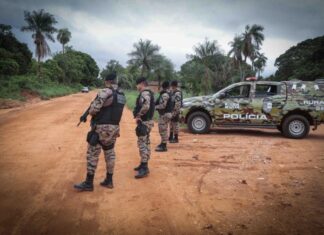 ladroes-invadem-chacara-em-colider,-danificam-hilux-e-furtam-cheques-e-eletronicos