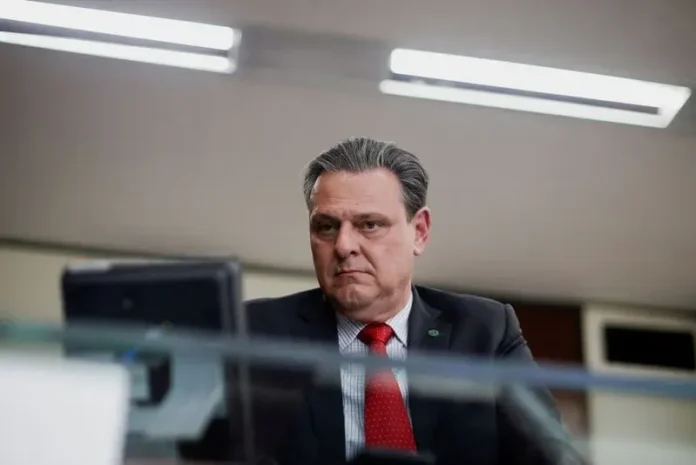 favaro-aguarda-decisao-de-lula-para-deixar-ministerio-da-agricultura-e-lancar-pre-candidatura favaro-aguarda-decisao-de-lula-para-deixar-ministerio-da-agricultura-e-lancar-pre-candidatura