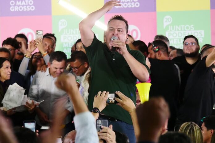 max-russi-assume-comando-do-podemos-e-projeta:-“fazer-maior-bancada” max-russi-assume-comando-do-podemos-e-projeta:-“fazer-maior-bancada”