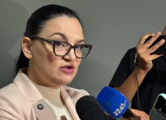 sem-garantia-de-apoio-da-igreja,-samantha-mira-apoio-popular-na-disputa-pela-al