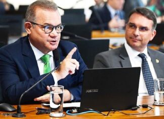 wellington-fagundes-diz-que-flavio-bolsonaro-pode-subir-em-diferentes-palanques-em-mt