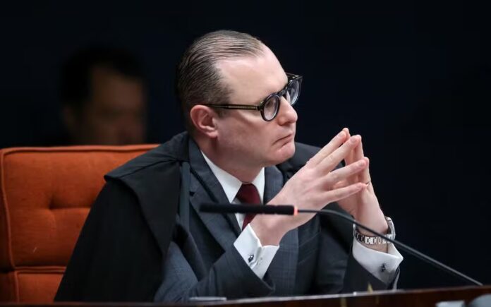 zanin-nega-pedido-para-que-stf-obrigue-congresso-a-instalar-cpi-sobre-caso-master zanin-nega-pedido-para-que-stf-obrigue-congresso-a-instalar-cpi-sobre-caso-master