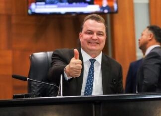 Max admite esposa como vice de Jayme, mas diz que decisão será dela: “terá todo o meu apoio” max-admite-esposa-como-vice-de-jayme,-mas-diz-que-decisao-sera-dela:-“tera-todo-o-meu-apoio”