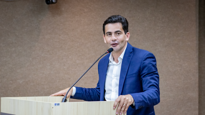 garcia-considera-podemos-com-musculatura-para-majoritaria-apos-filiacao-do-grupo-de-max