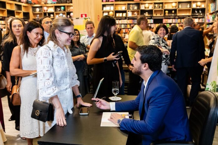 deputado-lanca-livro-e-provoca-debate-sobre-“mitos”-que-travam-o-desenvolvimento-do-brasil deputado-lanca-livro-e-provoca-debate-sobre-“mitos”-que-travam-o-desenvolvimento-do-brasil