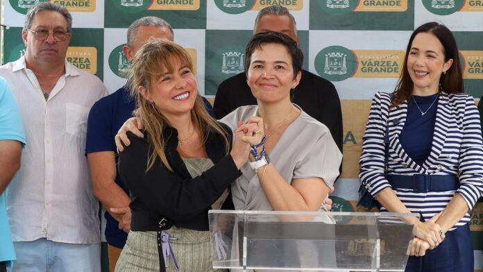 professora-fernanda-figueiredo-assume-a-secretaria-de-educacao-de-varzea-grande professora-fernanda-figueiredo-assume-a-secretaria-de-educacao-de-varzea-grande