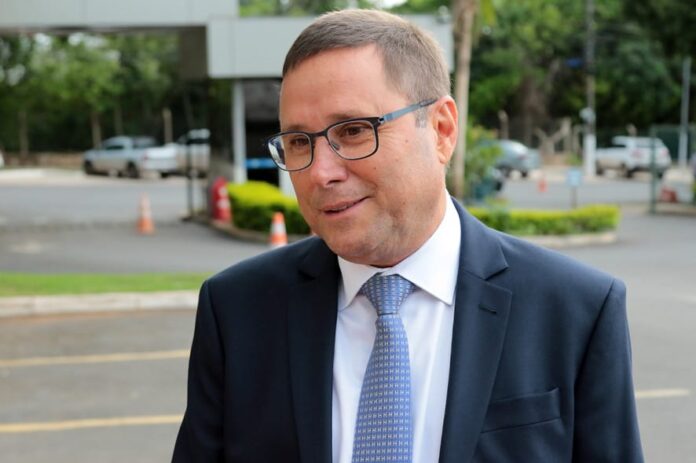 maurinho-retorna-a-casa-civil-com-status-de-supersecretario-de-pivetta maurinho-retorna-a-casa-civil-com-status-de-supersecretario-de-pivetta
