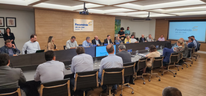 setor-produtivo-apresenta-a-bancada-federal-impactos-do-possivel-fim-da-escala-6×1