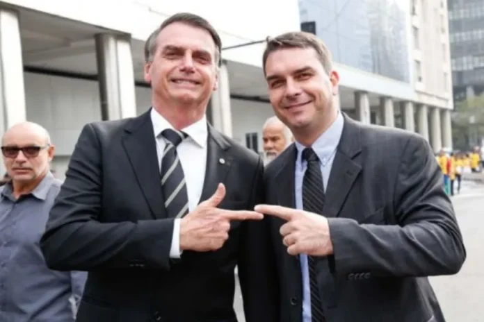 flavio-bolsonaro-cancela-viagem-a-mato-grosso-e-adia-evento-politico-no-estado