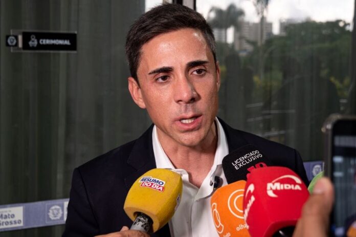 “nao-tem-dedo-de-ninguem”,-diz-secretario-apos-suspeita-em-licitacao-envolvendo-deputado