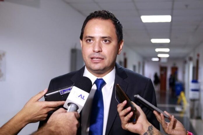 diego-guimaraes-diz-que-articulacao-de-pivetta-com-pl-e-“natural-da-politica” diego-guimaraes-diz-que-articulacao-de-pivetta-com-pl-e-“natural-da-politica”