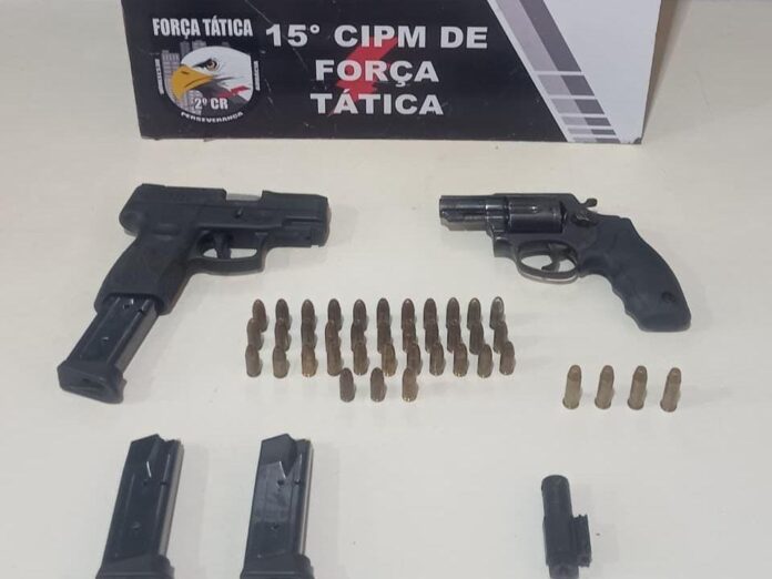 armado-e-ameacando-familia,-homem-e-preso-com-pistola-e-revolver-em-varzea-grande armado-e-ameacando-familia,-homem-e-preso-com-pistola-e-revolver-em-varzea-grande