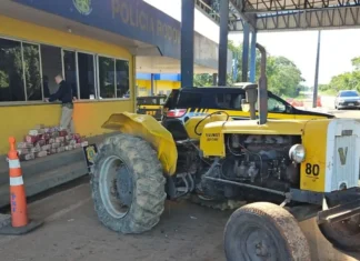 prf-apreende-162-tabletes-de-cocaina-escondidos-em-pneus-de-trator-em-mt
