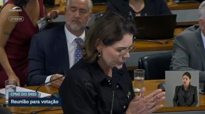coronel-fernanda-chora,-acusa-tentativa-de-“enterrar”-cpmi-do-inss-e-cobra-reacao-popular coronel-fernanda-chora,-acusa-tentativa-de-“enterrar”-cpmi-do-inss-e-cobra-reacao-popular