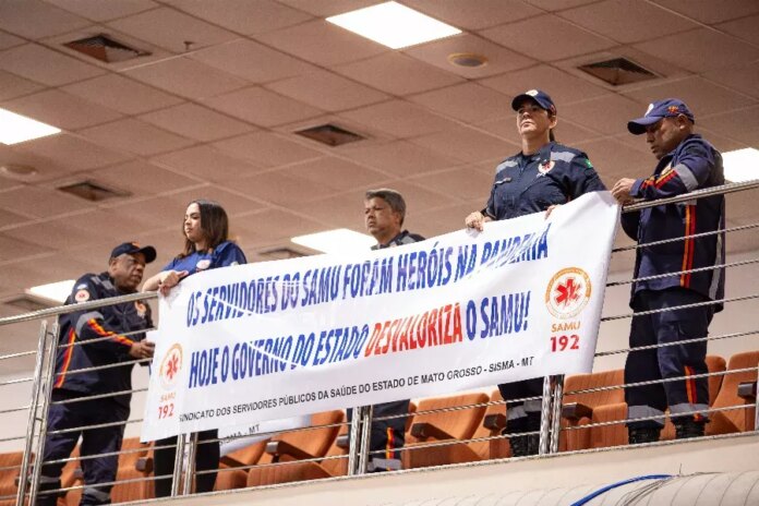 deputados-terao-reuniao-com-governo-na-proxima-semana-para-discutir-crise-no-samu-em-mt deputados-terao-reuniao-com-governo-na-proxima-semana-para-discutir-crise-no-samu-em-mt