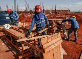 mt-gera-4,7-mil-empregos-formais-no-mes-de-fevereiro-de-2026;-setor-de-servicos-lidera