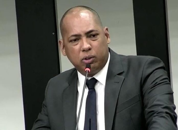 chapa-mais-leve-para-buscar-reeleicao-levou-juca-do-guarana-a-trocar-mdb-pelo-psdb chapa-mais-leve-para-buscar-reeleicao-levou-juca-do-guarana-a-trocar-mdb-pelo-psdb