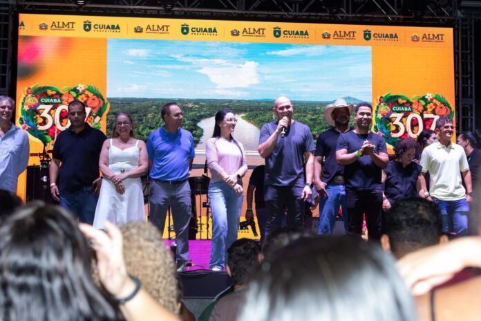 abilio-anuncia-novas-acoes-no-aniversario-de-307-anos-de-cuiaba
