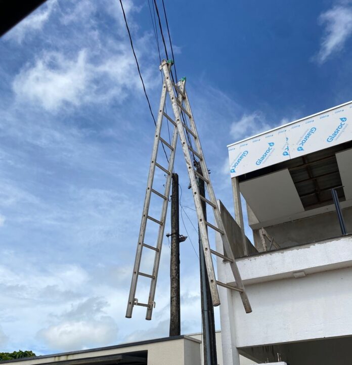 calheiro-fica-ferido-apos-queda-de-escada-em-sorriso-e-nao-usava-equipamentos-de-seguranca