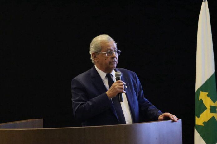 jayme-campos-ataca-projeto-de-‘9-anos’-da-br-163-e-preve-convocacao-no-senado jayme-campos-ataca-projeto-de-‘9-anos’-da-br-163-e-preve-convocacao-no-senado