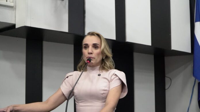 katiuscia-descarta-candidatura-de-paula-calil-e-diz-que-chapa-de-ilde-taques-“ja-tem-20-votos” katiuscia-descarta-candidatura-de-paula-calil-e-diz-que-chapa-de-ilde-taques-“ja-tem-20-votos”
