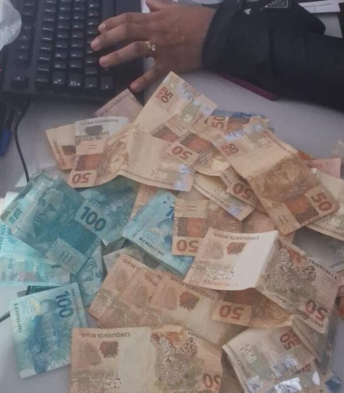 pc-prende-16-faccionados-e-bloqueia-contas-bancarias-usadas-para-girar-dinheiro-do-trafico