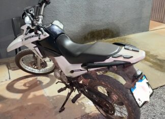 homem-e-preso-em-sorriso-com-motocicleta-furtada-de-lucas-do-rio-verde