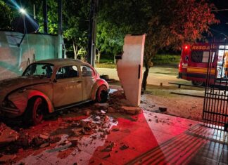falha-nos-freios-faz-fusca-perder-controle-e-invadir-residencia-em-alta-floresta