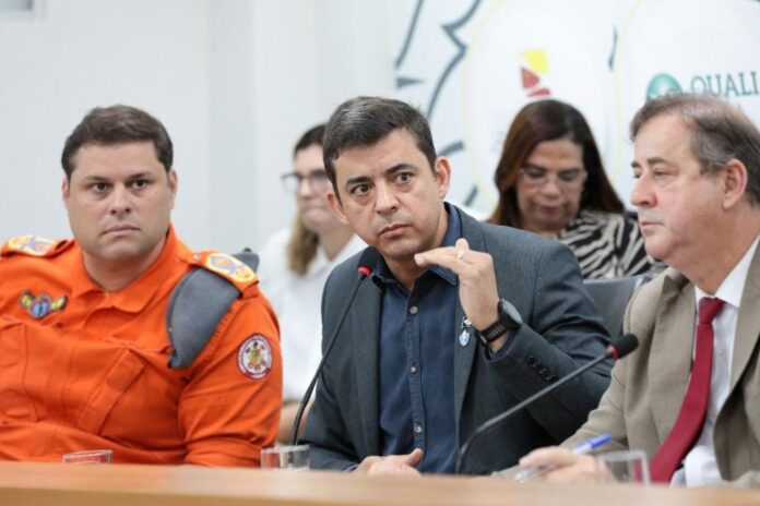 na-al,-secretario-de-saude-apresenta-avancos-e-garante-que-samu-nao-sera-fechado-em-mt na-al,-secretario-de-saude-apresenta-avancos-e-garante-que-samu-nao-sera-fechado-em-mt