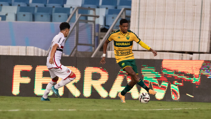 cuiaba-empata-com-botafogo-sp-na-arena-pantanal-pela-serie-b