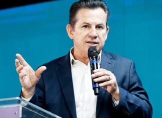Mauro Mendes projeta vitória de Flávio Bolsonaro em MT: “tempo do PT acabou” mauro-mendes-projeta-vitoria-de-flavio-bolsonaro-em-mt:-“tempo-do-pt-acabou”