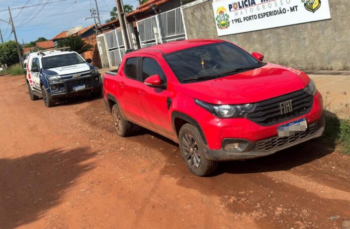 homem-e-detido-com-carro-roubado-na-fronteira-entre-mt-e-bolivia