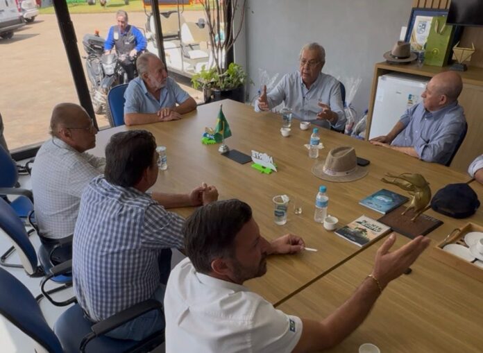 jayme-campos-debate-em-sinop-saida-para-evitar-aumento-de-falencia-de-produtores
