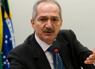 ex-ministro-acusa-stf-de-“parar-o-pais”-e-ultrapassar-os-limites-constitucionais