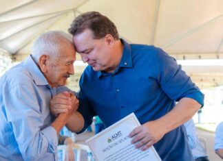 Max emociona ao homenagear ex-aluno de 96 anos na celebração de aniversário do IFMT max-emociona-ao-homenagear-ex-aluno-de-96-anos-na-celebracao-de-aniversario-do-ifmt