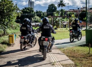 Sargento da reserva é socorrido após disparo dentro de quartel da PM em Cuiabá sargento-da-reserva-e-socorrido-apos-disparo-dentro-de-quartel-da-pm-em-cuiaba