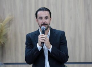 “quero-o-mesmo-crescimento-economico-de-mt-em-santa-cruz”,-diz-governador-boliviano