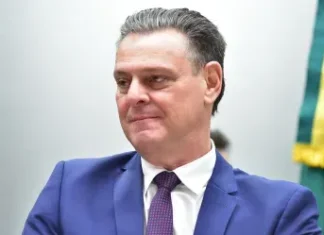 Carlos Fávaro critica rejeição de Jorge Messias e diz que Senado “barrou vontade dos cristãos” carlos-favaro-critica-rejeicao-de-jorge-messias-e-diz-que-senado-“barrou-vontade-dos-cristaos”