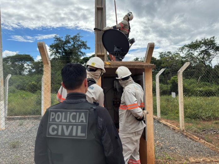 tres-pessoas-sao-detidas-em-flagrante-pelo-crime-de-furto-de-energia-em-mato-grosso tres-pessoas-sao-detidas-em-flagrante-pelo-crime-de-furto-de-energia-em-mato-grosso