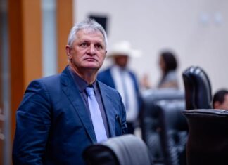Deputado cobra reunião com líderes do União e PP para definir nomes de chapa proporcional deputado-cobra-reuniao-com-lideres-do-uniao-e-pp-para-definir-nomes-de-chapa-proporcional