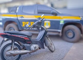 prf-recupera-motocicleta-furtada-em-sorriso-na-br-163-e-prende-condutor-por-receptacao