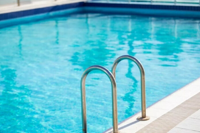 bebe-de-1-ano-morre-afogado-em-piscina-de-casa-em-nova-mutum